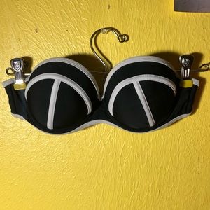 Arizona Strapless swim top